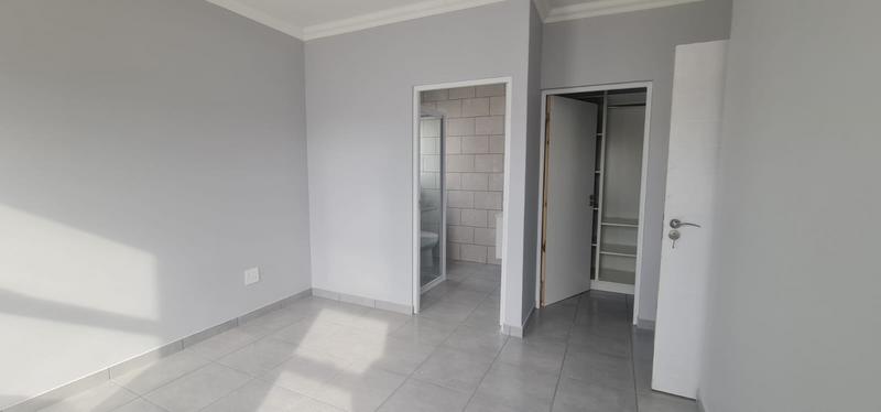 3 Bedroom Property for Sale in Sandy Point Western Cape